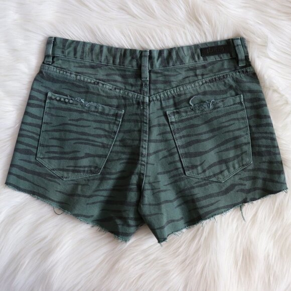 NEW BLANKNYC The Barrow Green Tiger Print Shorts Size 27 - Picture 4 of 7